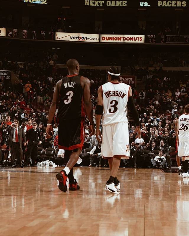 卡洛斯-奥古斯托：踢右路我也感觉良好，球队始终是第一位的（卡洛斯-奥古斯托：我踢右路也很舒服，球队利益至上）