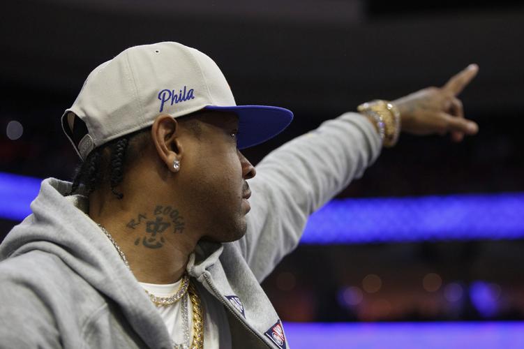 近8次代表西班牙出战正式比赛，奥亚萨瓦尔贡献7球6助攻（奥亚萨瓦尔近8场代表西班牙出战，斩获7球6助攻）